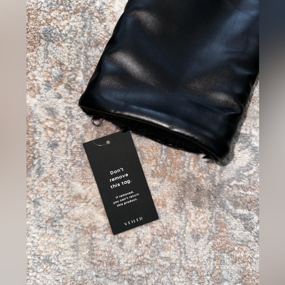 VEILED -Reversible Vegan Leather Sherpa Aviator Coat - Black - Picture 7 of 9
